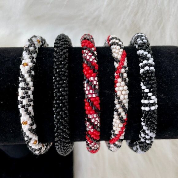 HAND CRAFTED in Nepal Beaded Bracelets (set of 5) #625 - Picture 4 of 4